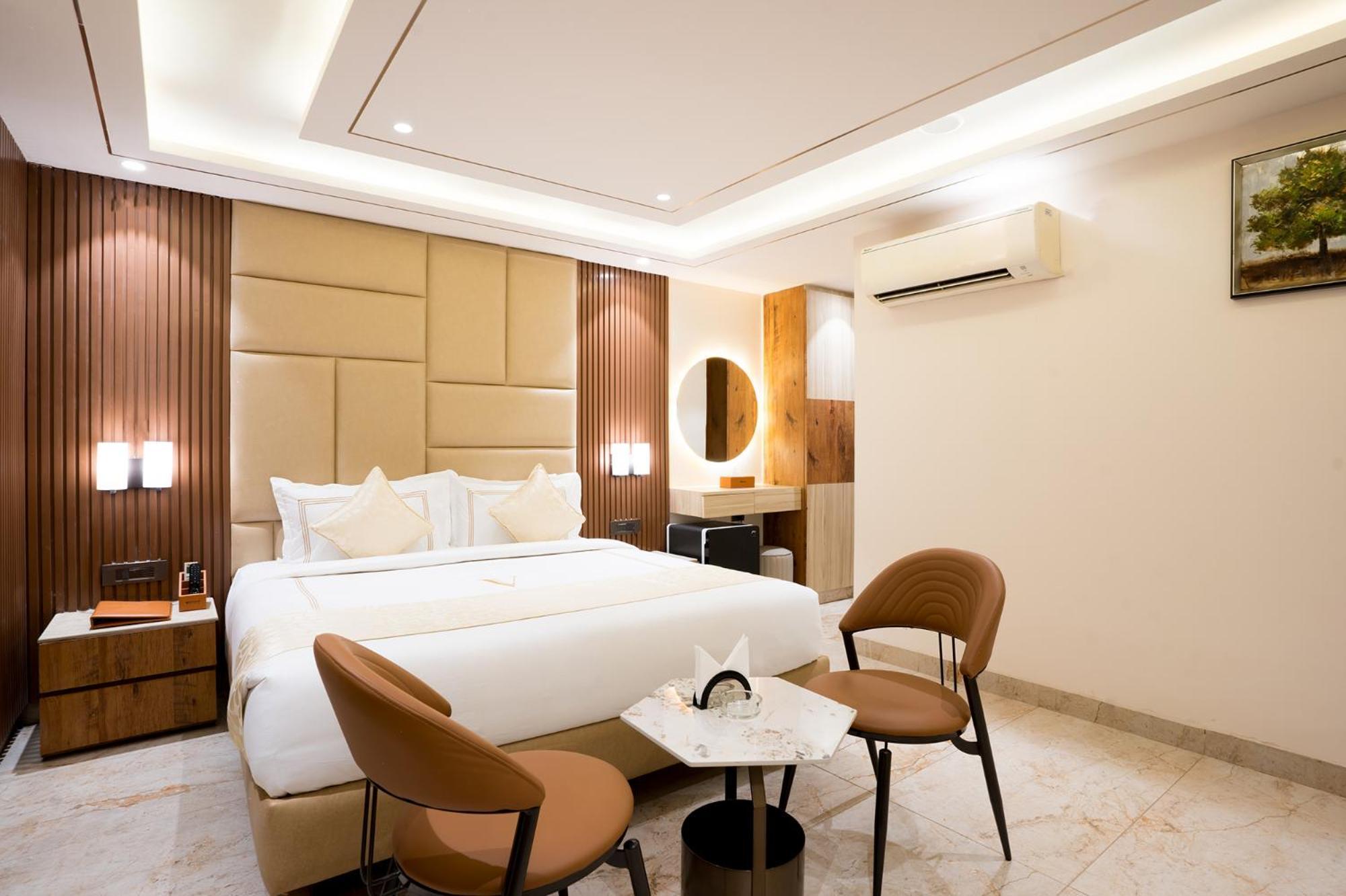 Oriva Vinflora Residency - Nr Lv Prasad Hospital, Banjara Hills Hotell Hyderabad Eksteriør bilde