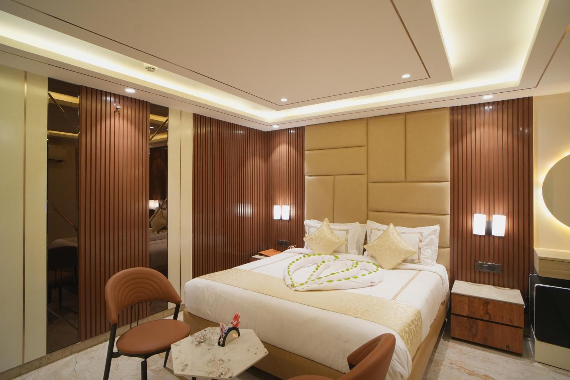 Oriva Vinflora Residency - Nr Lv Prasad Hospital, Banjara Hills Hotell Hyderabad Eksteriør bilde